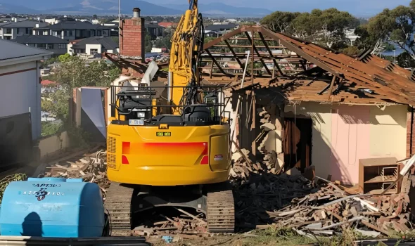 Reliable Expertise for Every Demolition Project | Earthworks Christchurch At Earthworks Christchurch, we do Demolition Work with reliable expertise, offering professional solutions for projects of every size throughout Christchurch.